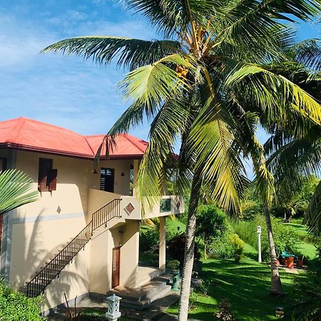 Shangri-Lanka Villa Bentota Buitenkant foto