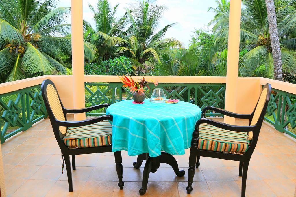 Shangri-Lanka Villa Bentota Buitenkant foto